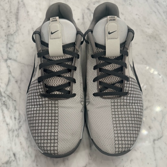 EXCELLENT Nike Metcon 8 Low Photon Dust Anthracite - DO9328-004 - Size 10.5 Men - Picture 4 of 8